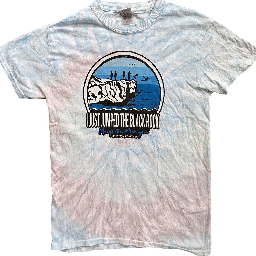 Gildan Black Rock Marquette Michigan T-Shirt Mens Small Blue Tie Dye Excellent